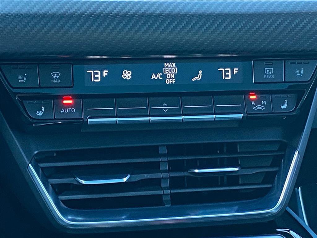 Used 2022 Audi e-tron GT Prestige w/ Prestige Package image 11