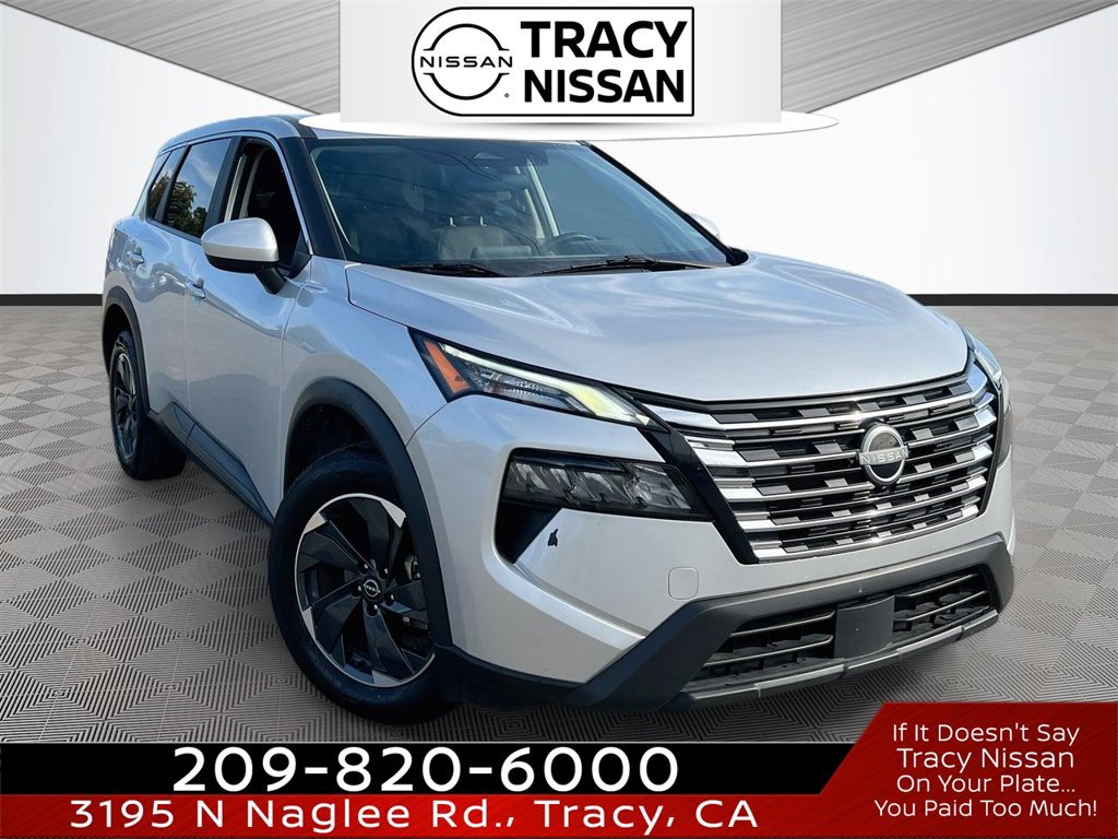 Used 2025 Nissan Rogue SV