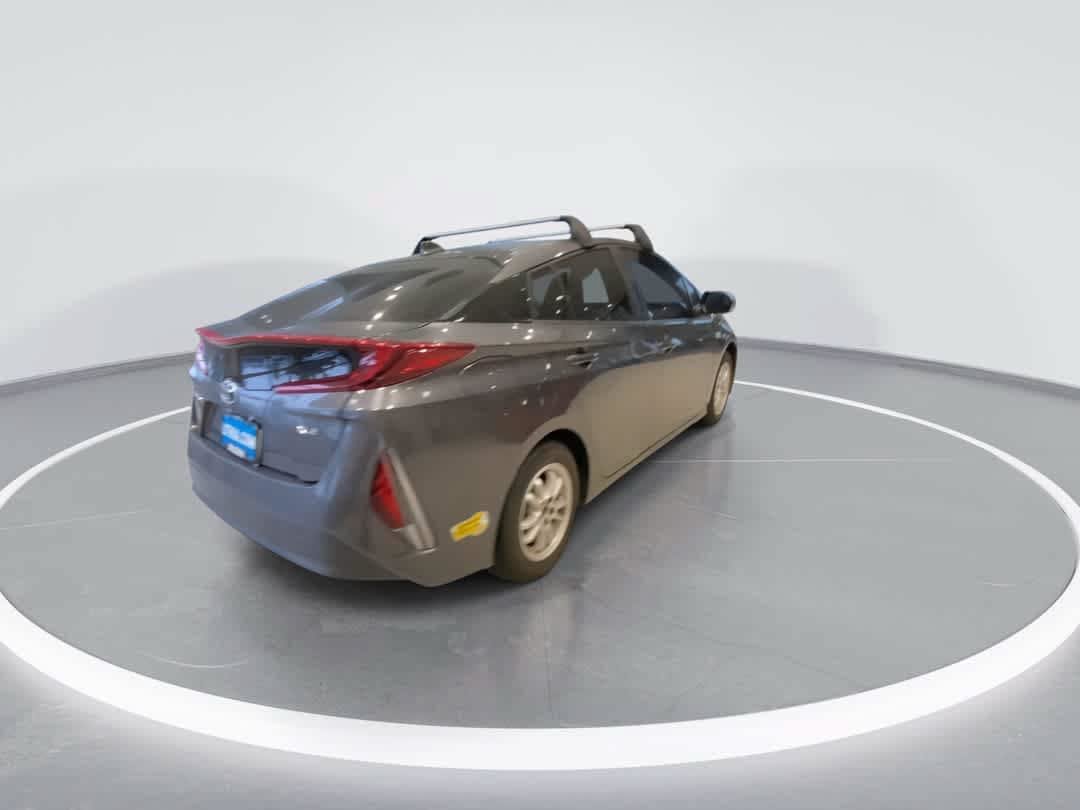Used 2022 Toyota Prius Prime XLE FWD image 8