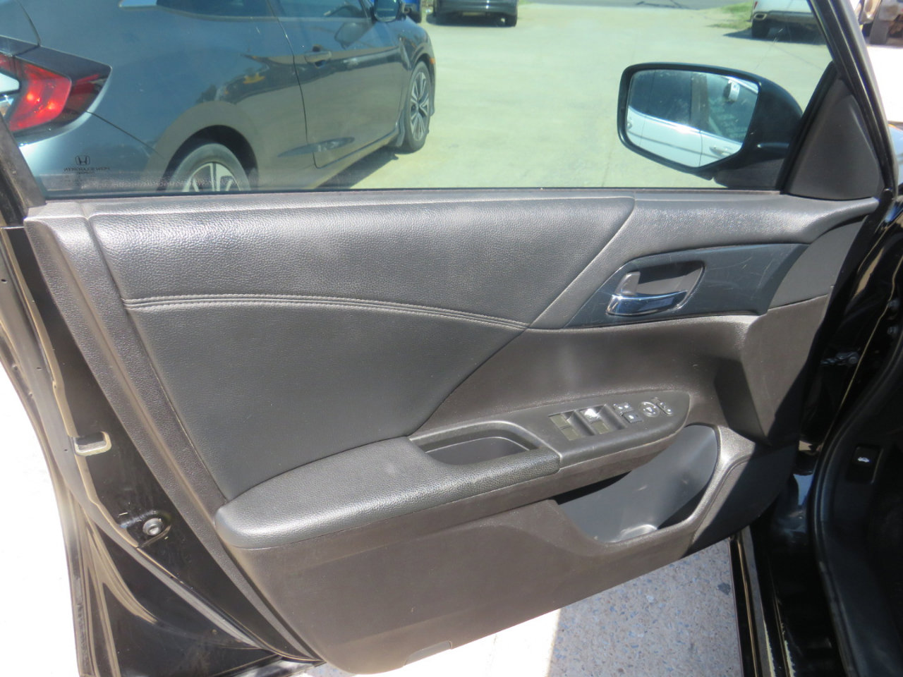 Used 2013 Honda Accord Sport image 9