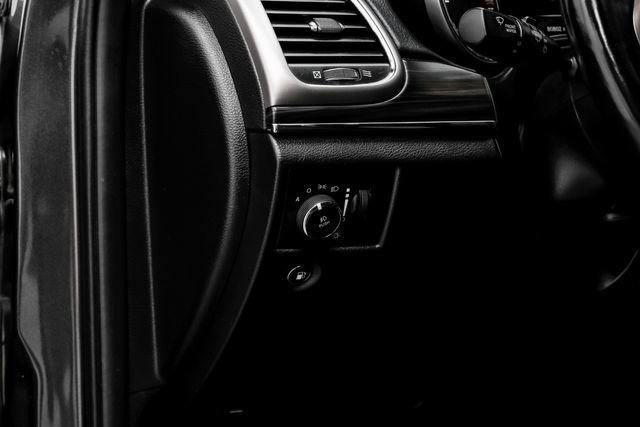 Used 2021 Jeep Grand Cherokee Limited AWD/4WD image 28