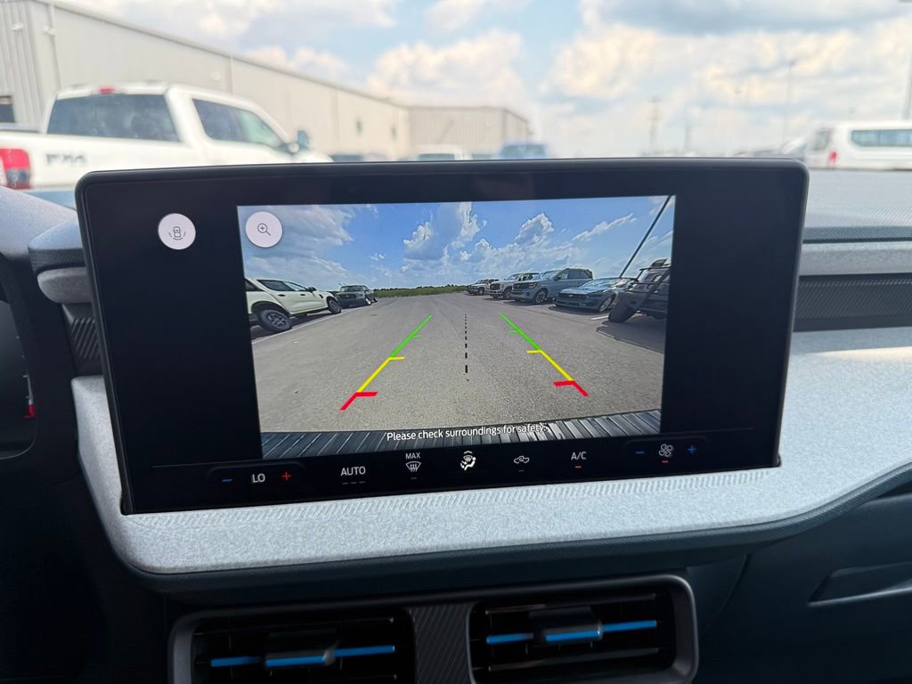 New 2025 Ford Maverick XLT image 27