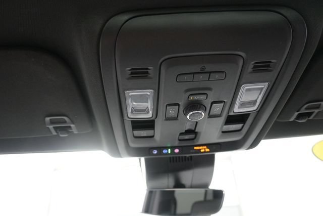 Used 2023 Chevrolet Tahoe High Country w/ Premium Package 2 AWD/4WD image 12
