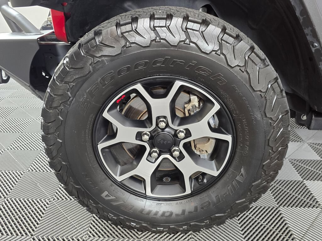 Used 2021 Jeep Wrangler Unlimited Rubicon AWD/4WD image 9