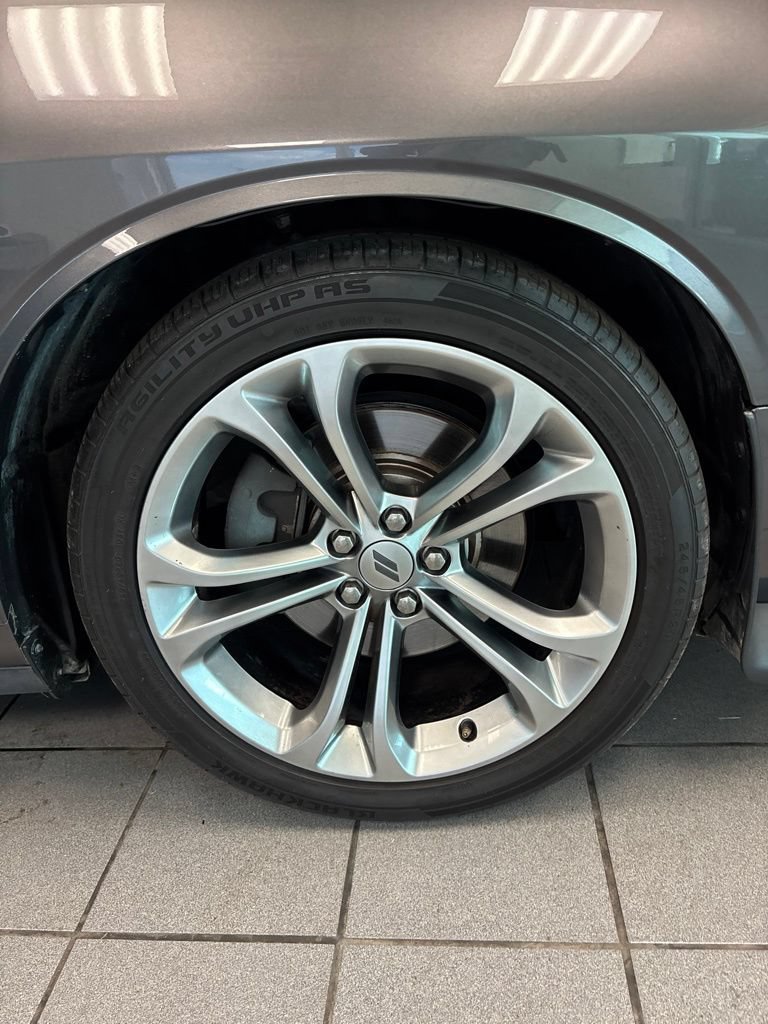 Used 2021 Dodge Challenger R/T RWD image 10