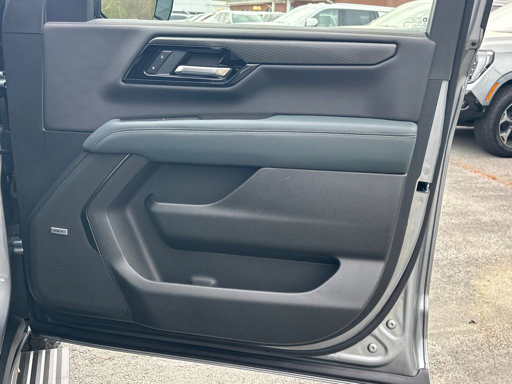 New 2026 GMC Yukon AT4 w/ AT4 Premium Plus Package image 15