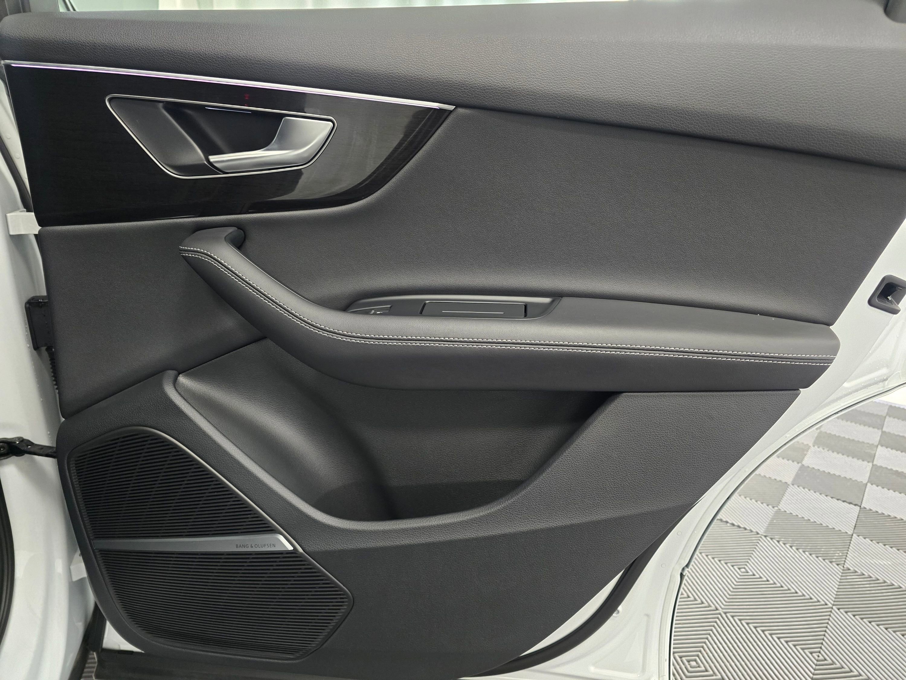 Certified 2025 Audi Q7 3.0T Premium Plus w/ Premium Plus Package image 26