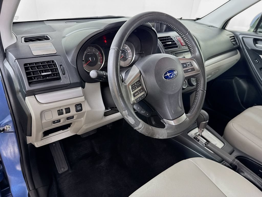 Used 2015 Subaru Forester 2.5i Limited AWD/4WD image 9