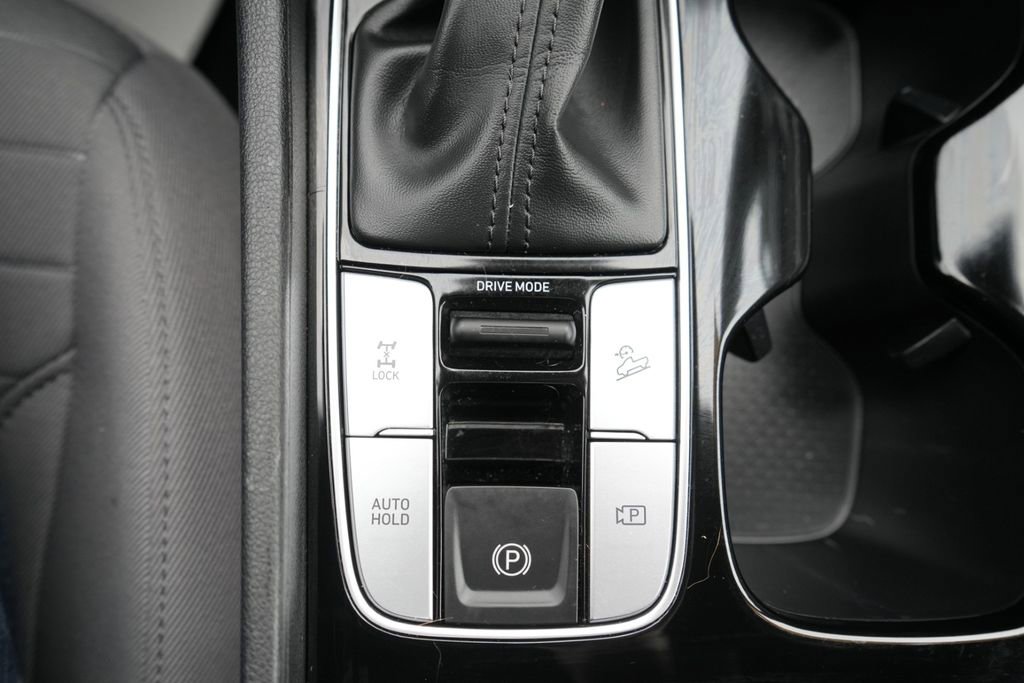 Certified 2022 Hyundai Santa Cruz SEL w/ Activity Package image 30