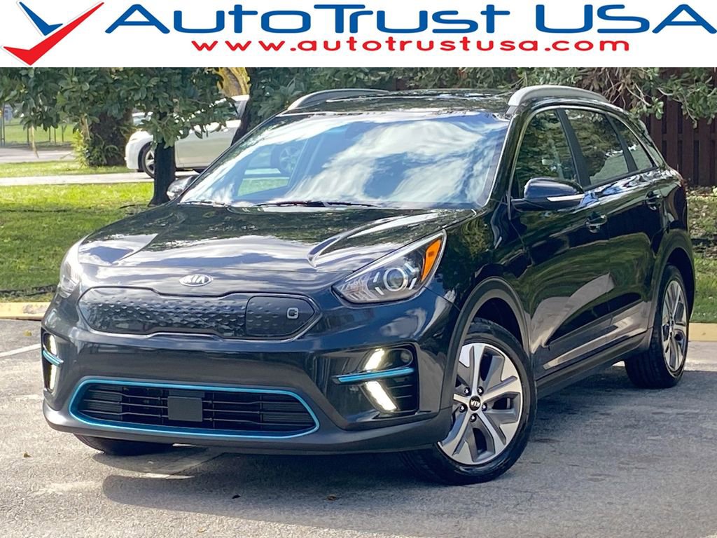 Used 2021 Kia Niro EX Premium w/ Cold Weather Package image 1