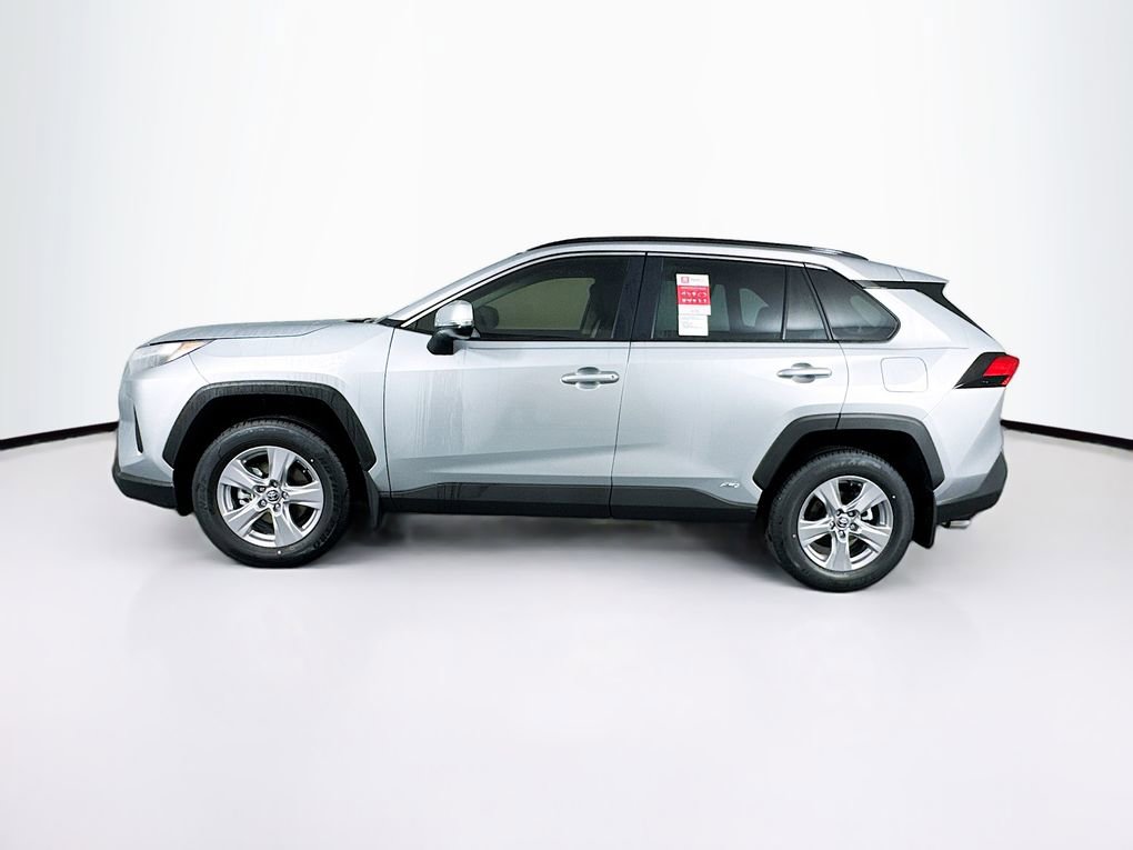 New 2025 Toyota RAV4 XLE image 5
