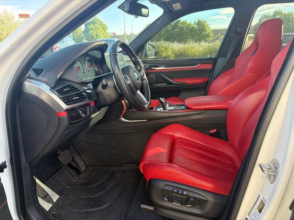 Used 2018 BMW X5 M AWD/4WD image 10