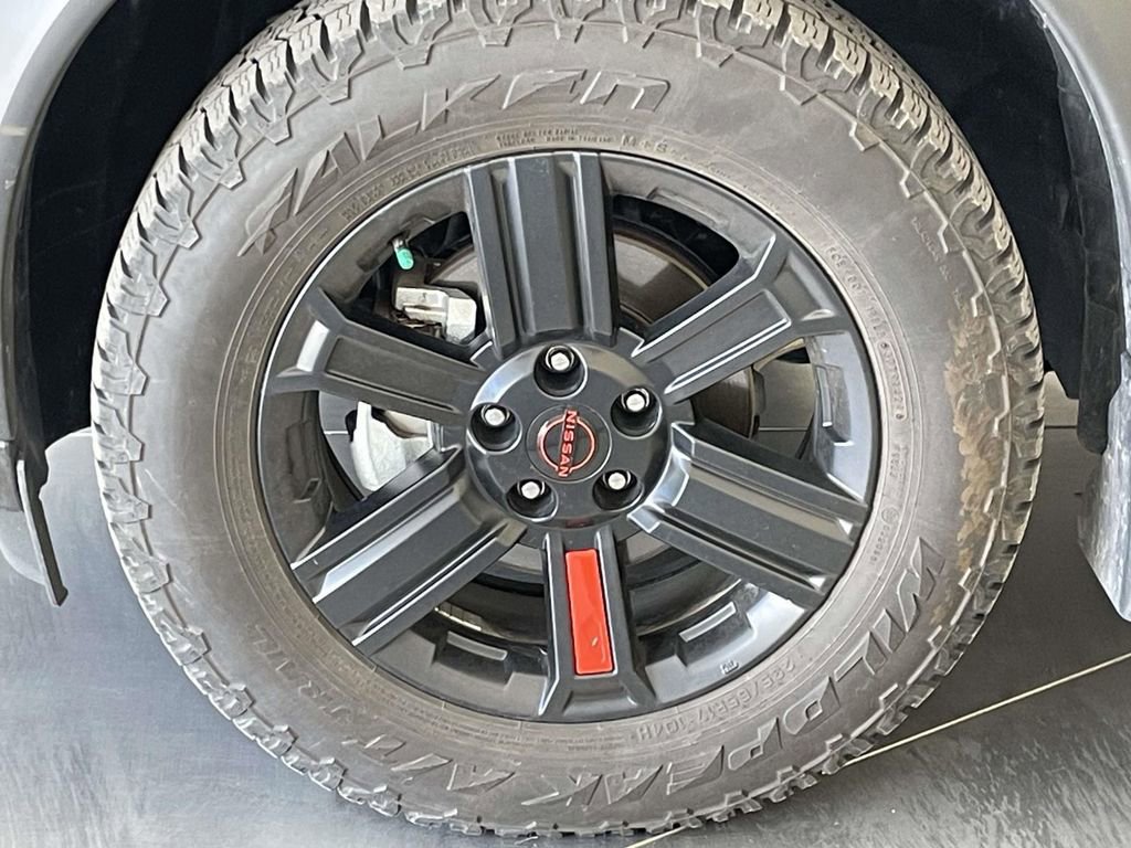 Used 2025 Nissan Rogue SV AWD/4WD image 11