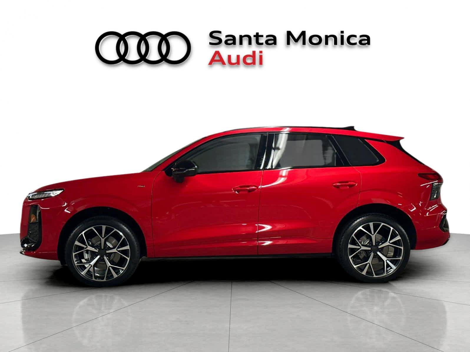 New 2026 Audi Q3 quattro 2.0T AWD/4WD image 5