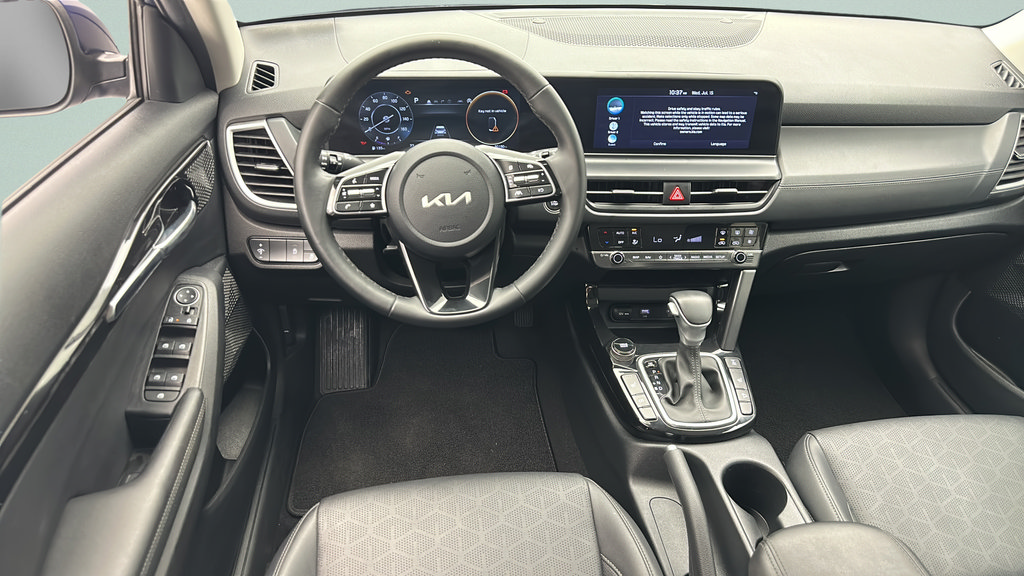 Used 2024 Kia Seltos EX AWD/4WD image 12