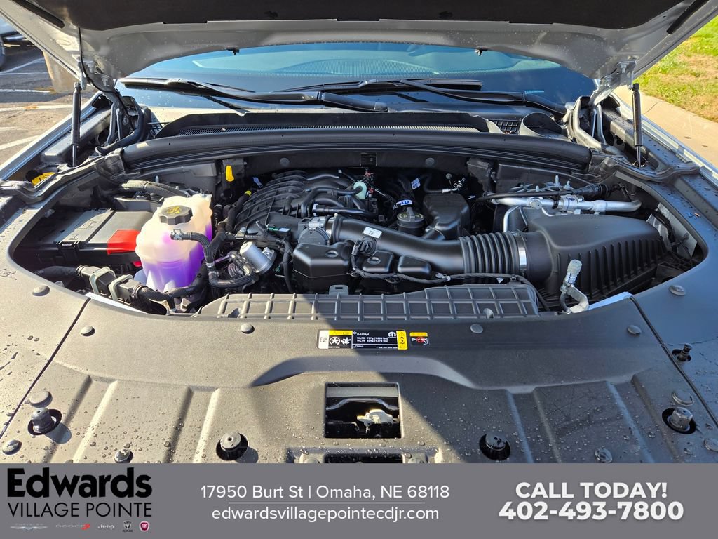 New 2025 Jeep Grand Cherokee Altitude AWD/4WD image 29