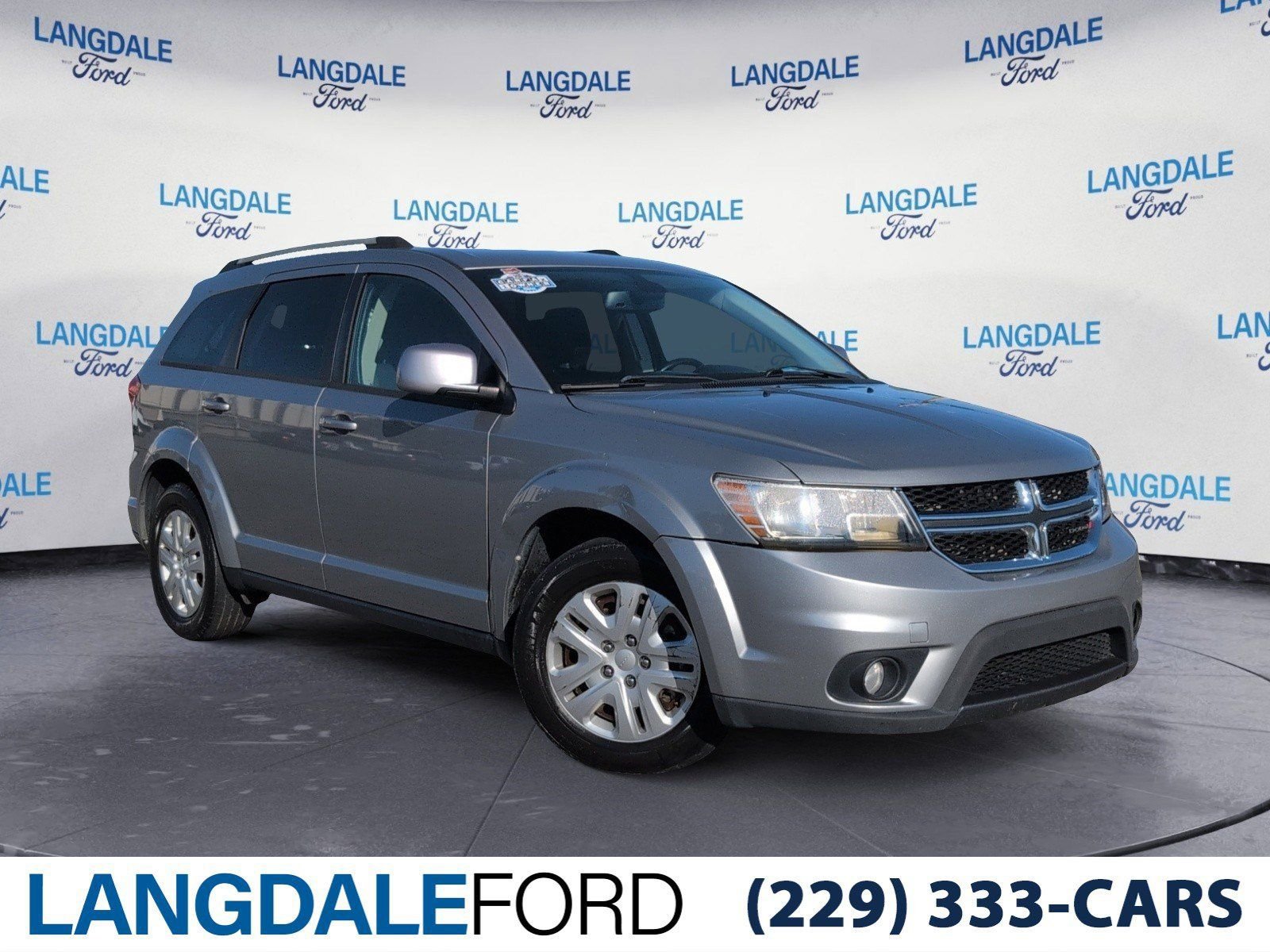 Used 2019 Dodge Journey SE w/ Connectivity Group FWD image 1