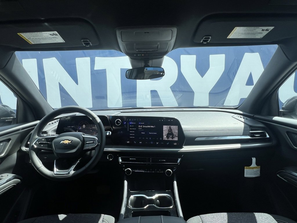 New 2025 Chevrolet Traverse LT image 10