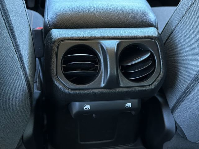 Used 2024 Jeep Wrangler Unlimited Sport AWD/4WD image 18