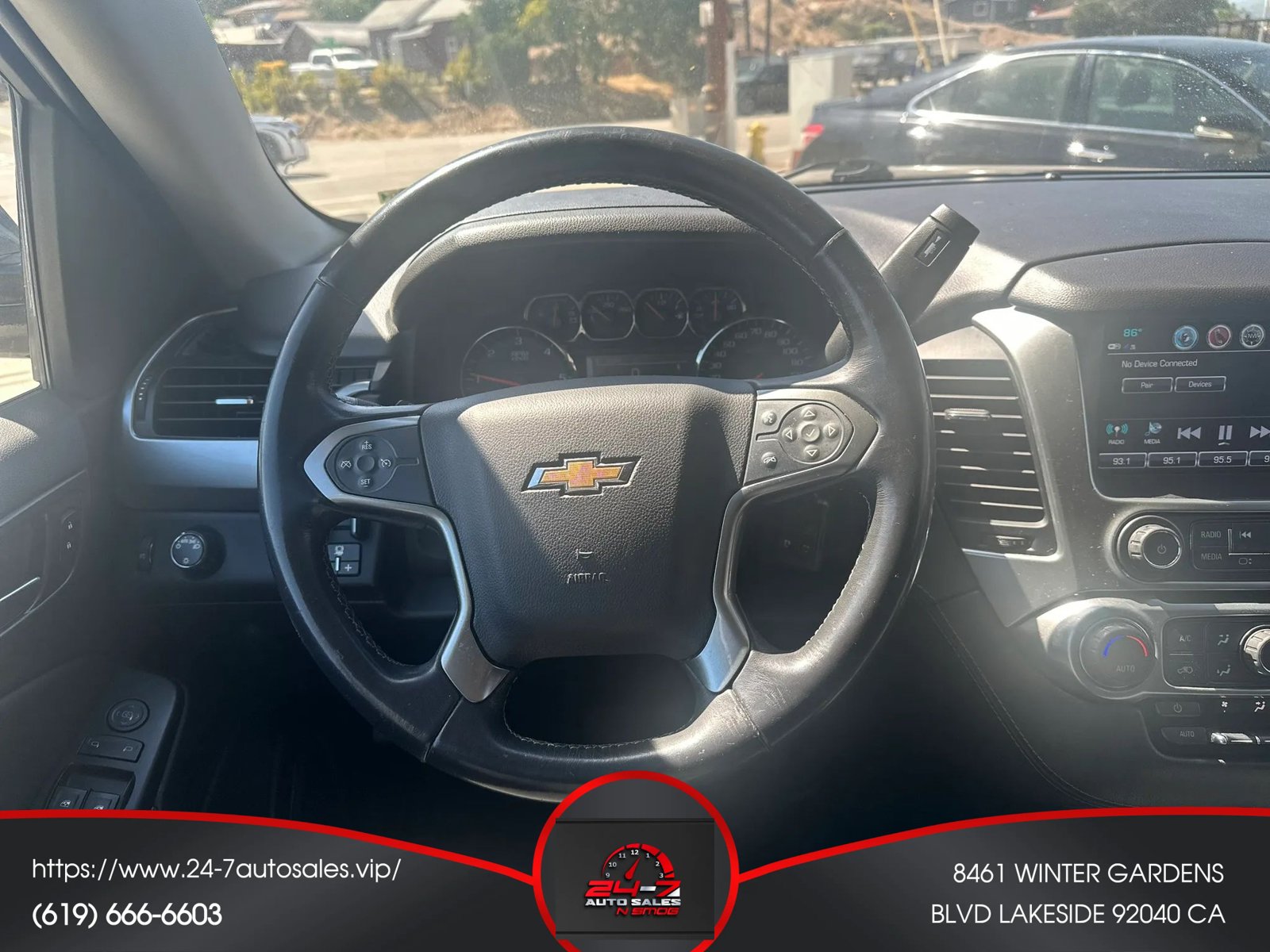 Used 2019 Chevrolet Suburban LS w/ All-Season Package RWD image 17