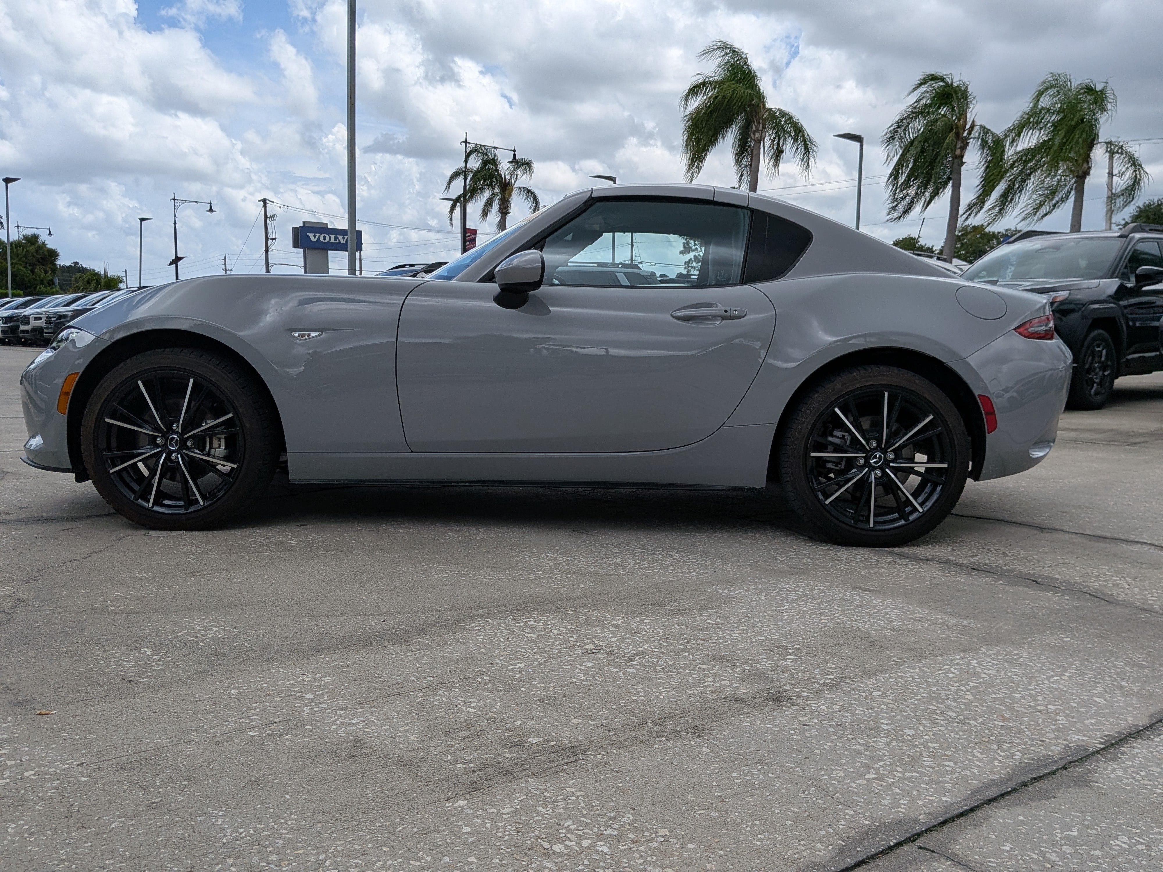 Used 2024 MAZDA MX-5 Miata RF Grand Touring RWD image 7