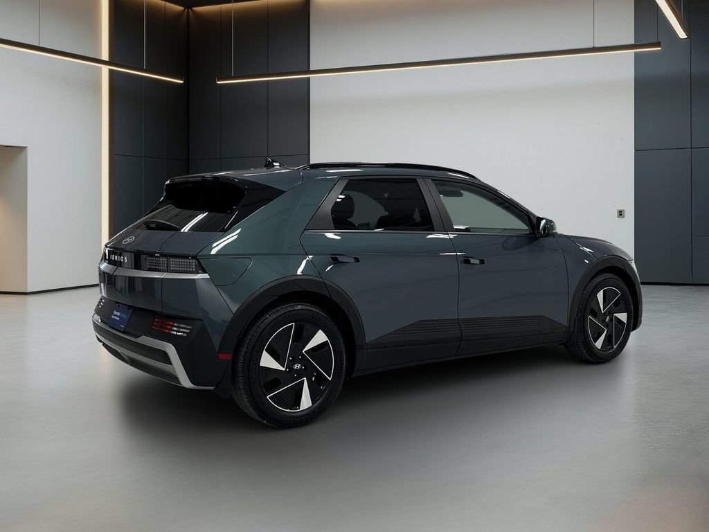 Certified 2025 Hyundai Ioniq 5 SEL RWD image 7