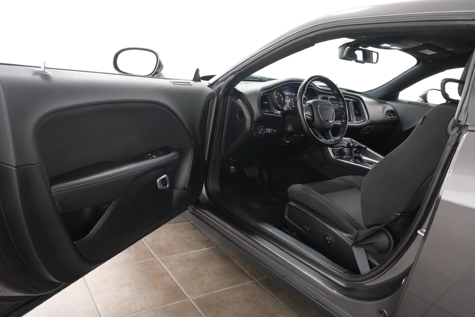 Used 2021 Dodge Challenger SXT RWD image 23