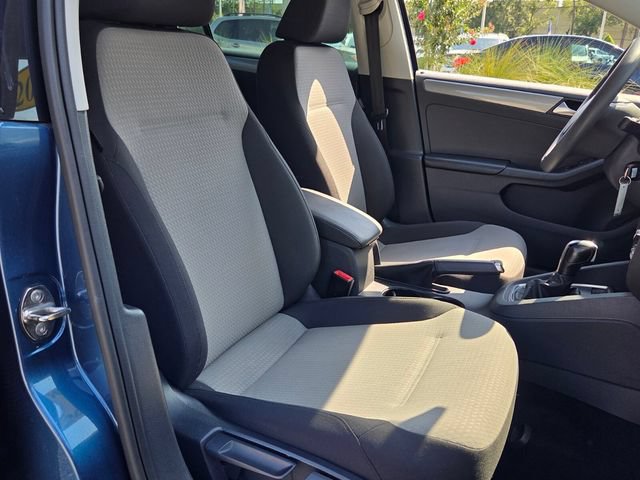 Used 2017 Volkswagen Jetta S FWD image 18
