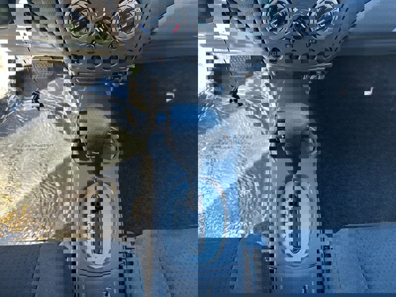 Used 2003 Suzuki Aerio GS image 20