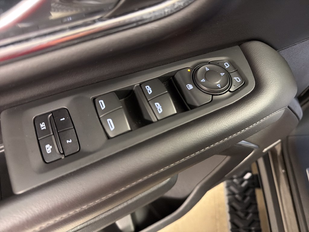 Used 2021 Chevrolet Tahoe Z71 w/ Rear Media and Nav Package AWD/4WD image 26