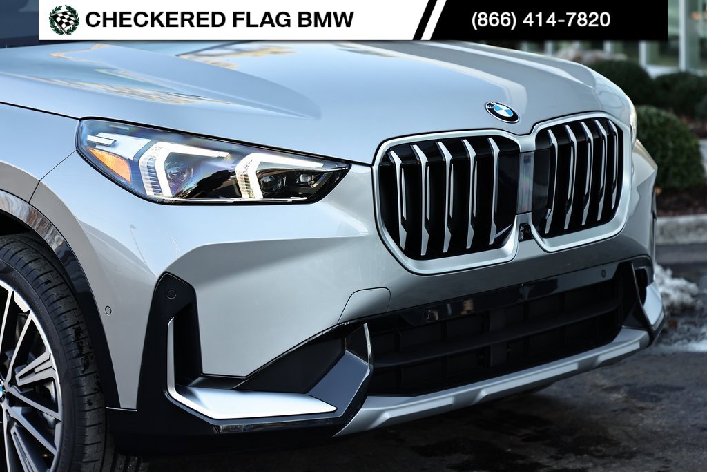 Certified 2025 BMW X1 xDrive28i w/ Technology Package image 2