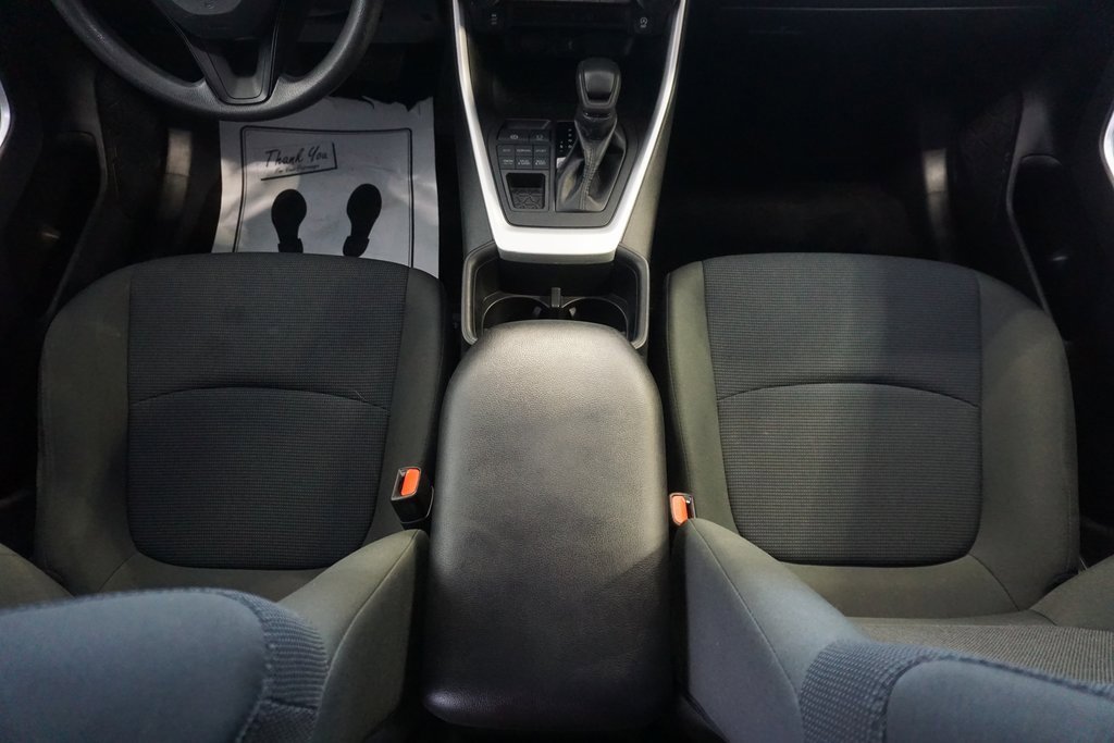 Certified 2022 Toyota RAV4 LE image 28