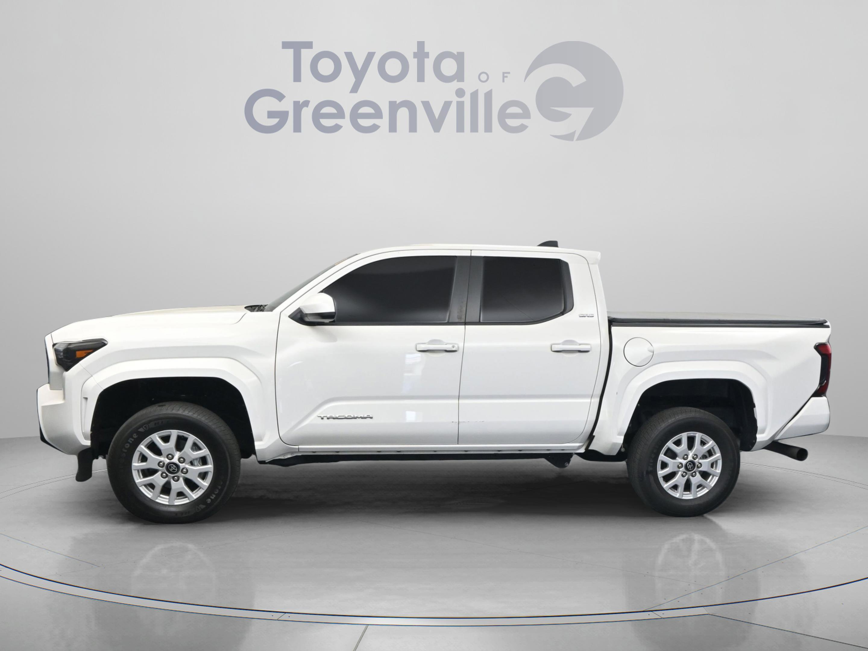 Used 2024 Toyota Tacoma SR5 image 5