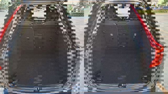 Certified 2023 Volvo XC60 B5 Plus image 8