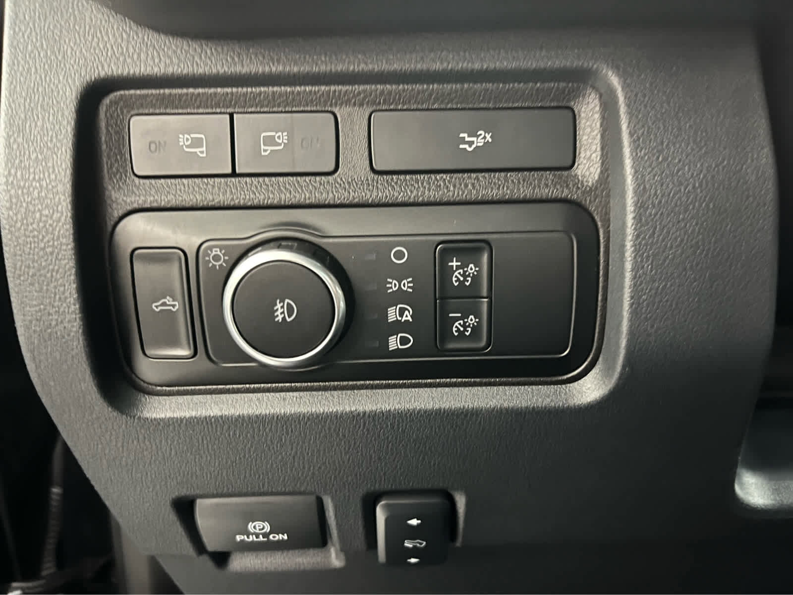 Used 2024 Ford F250 Lariat w/ Lariat Ultimate Package image 24