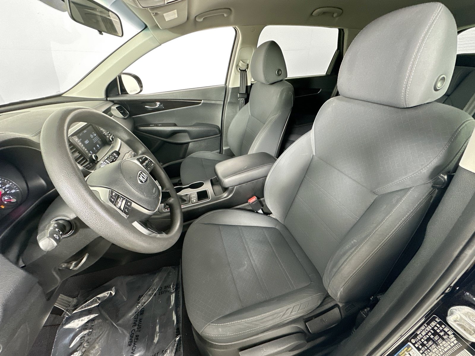 Used 2019 Kia Sorento L FWD image 19