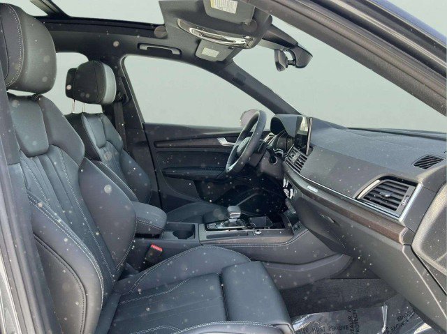 Certified 2025 Audi Q5 2.0T Premium Plus w/ Premium Plus Package image 30