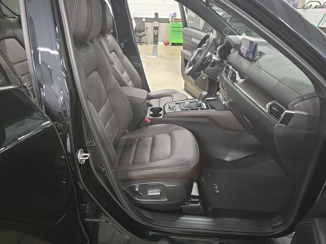Used 2025 MAZDA CX-5 Signature image 17