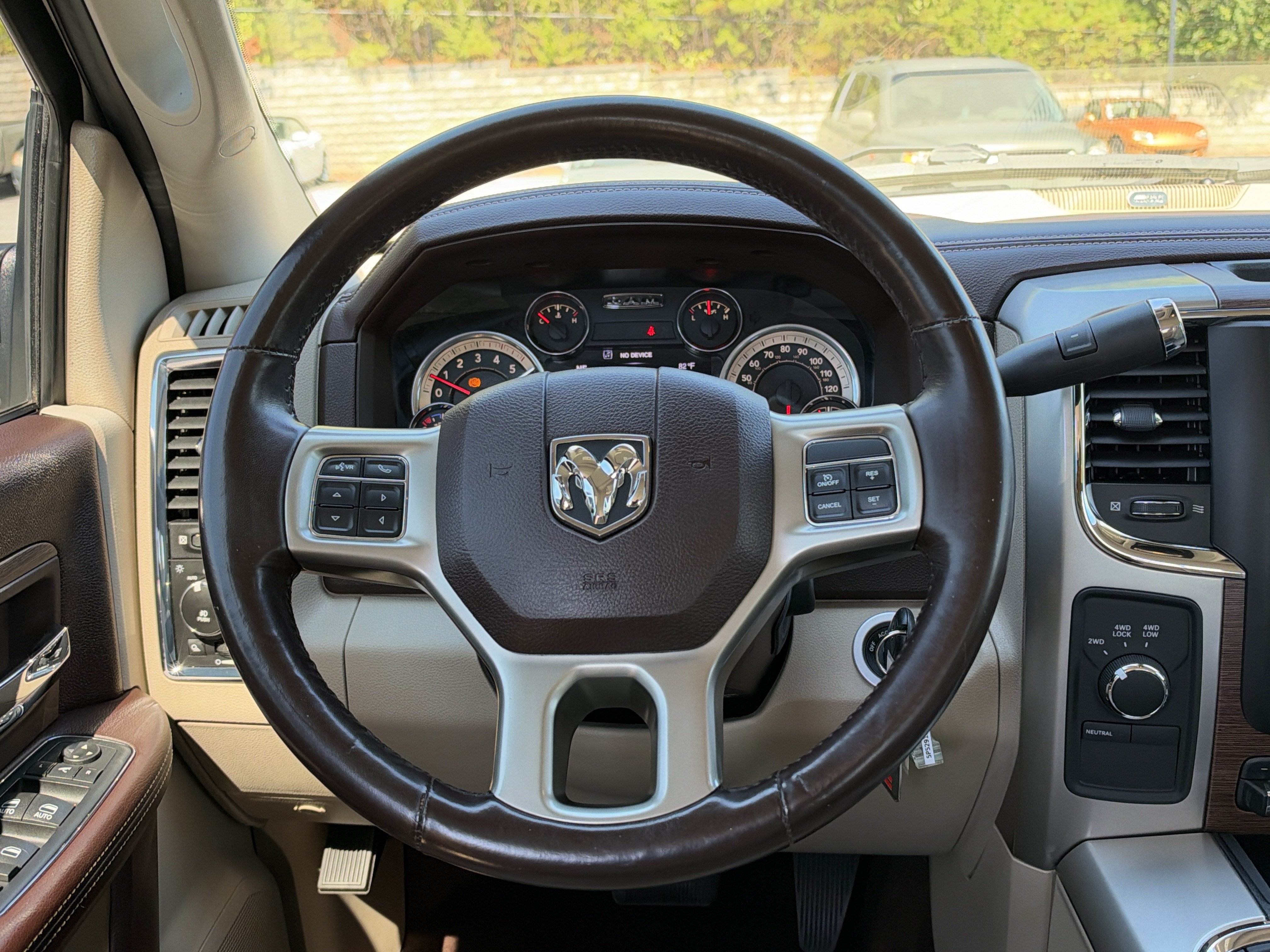 Used 2016 RAM 2500 Laramie AWD/4WD image 28