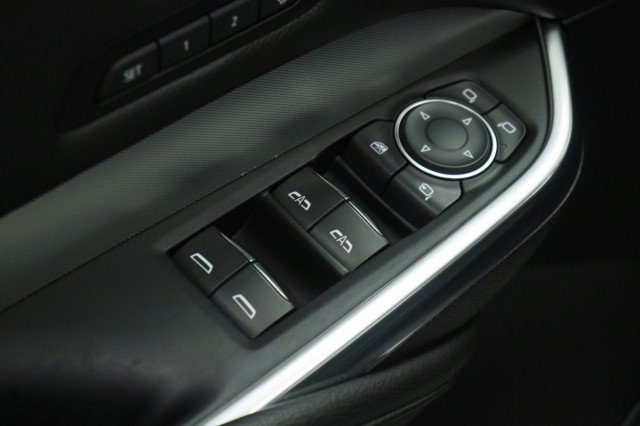Used 2020 Cadillac XT4 Premium Luxury FWD image 20
