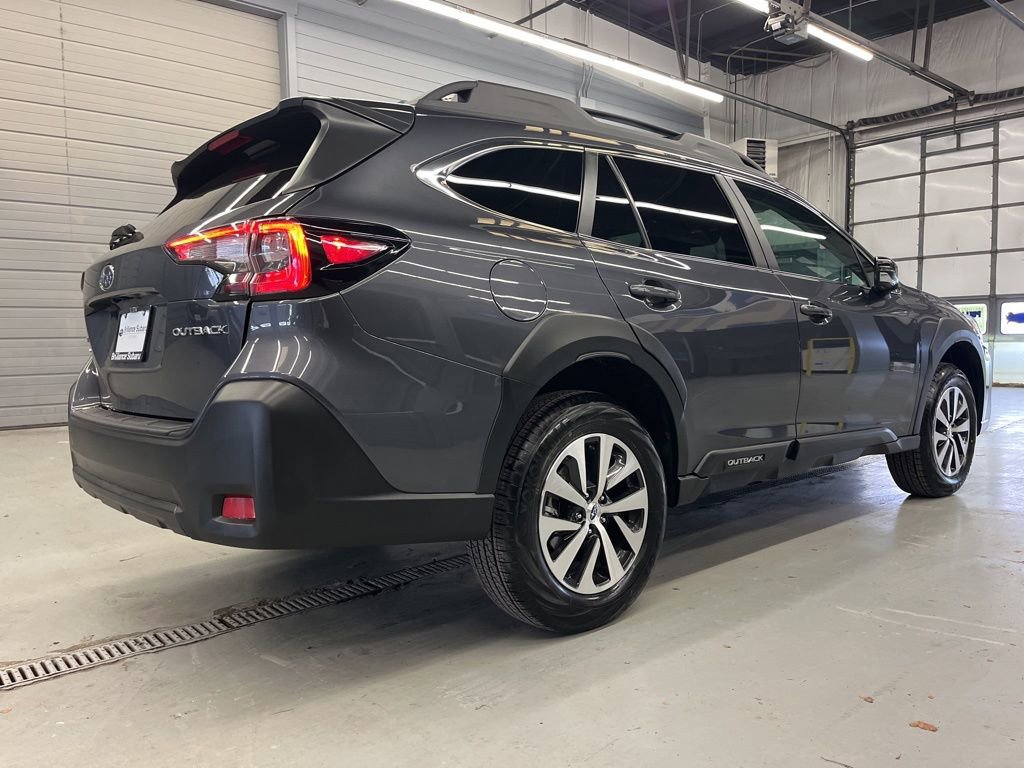 Certified 2025 Subaru Outback Premium w/ Popular Package #1A image 9