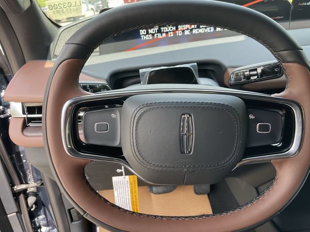 New 2027 Lincoln Navigator L Reserve AWD/4WD image 14