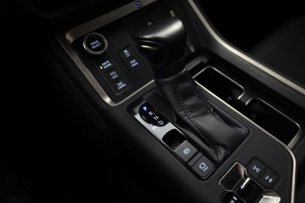Used 2024 Lexus GX 550 AWD/4WD image 26