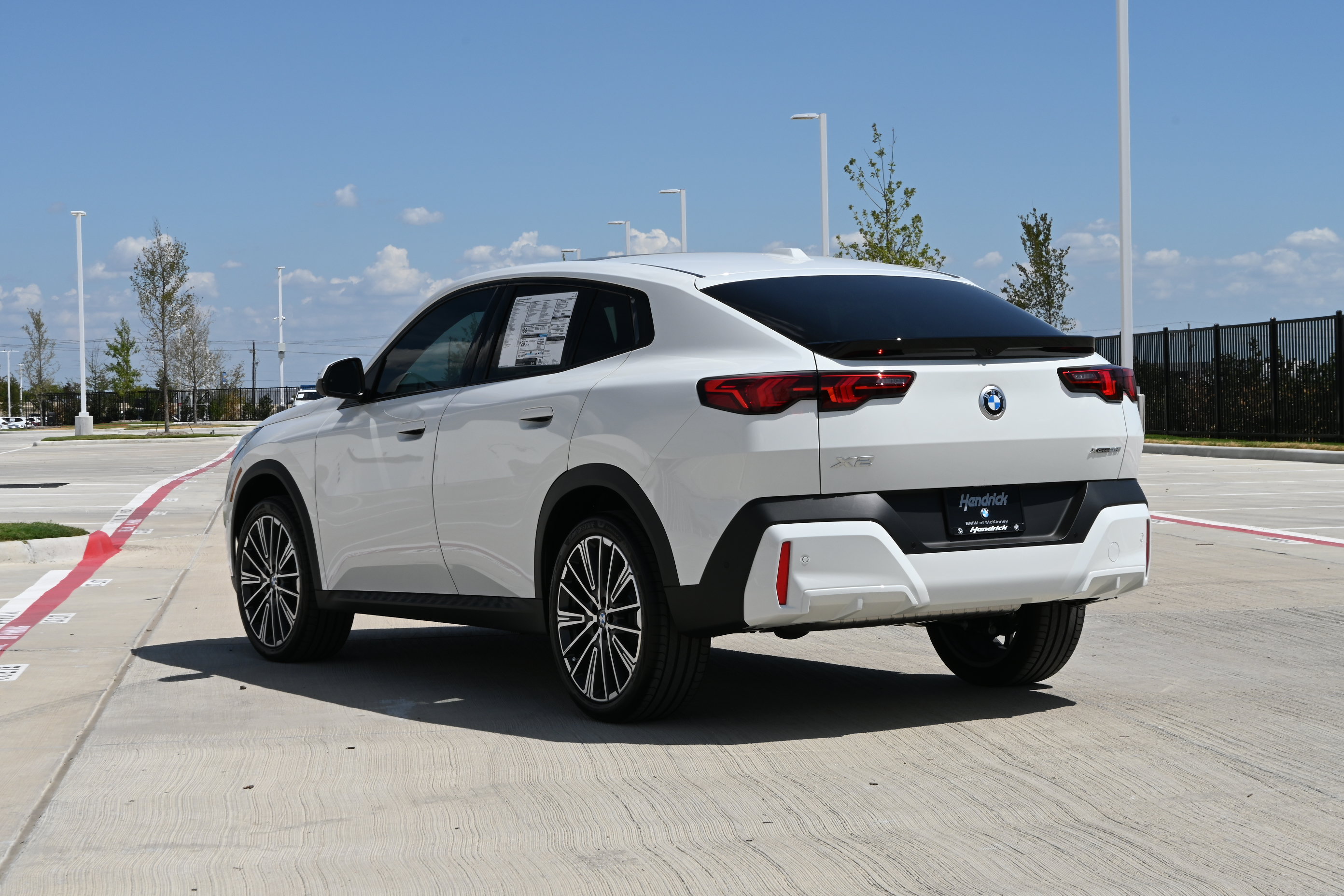 New 2027 BMW X2 xDrive28i AWD/4WD image 6