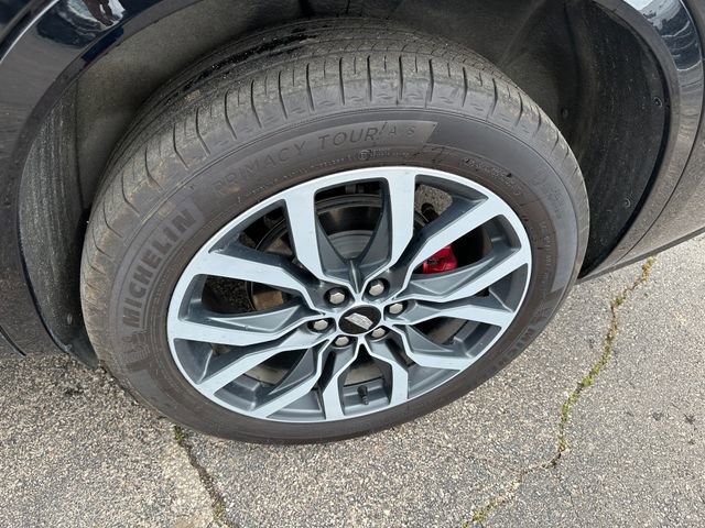 Used 2024 Cadillac XT6 Sport w/ Technology Package image 8