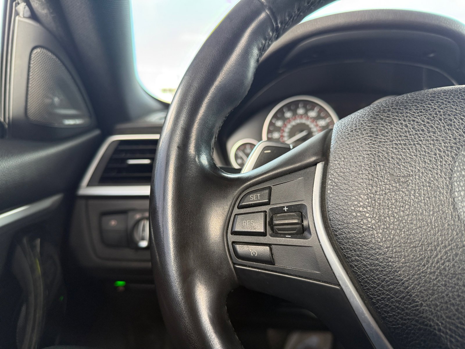 Used 2019 BMW 440i Coupe w/ Convenience Package image 19