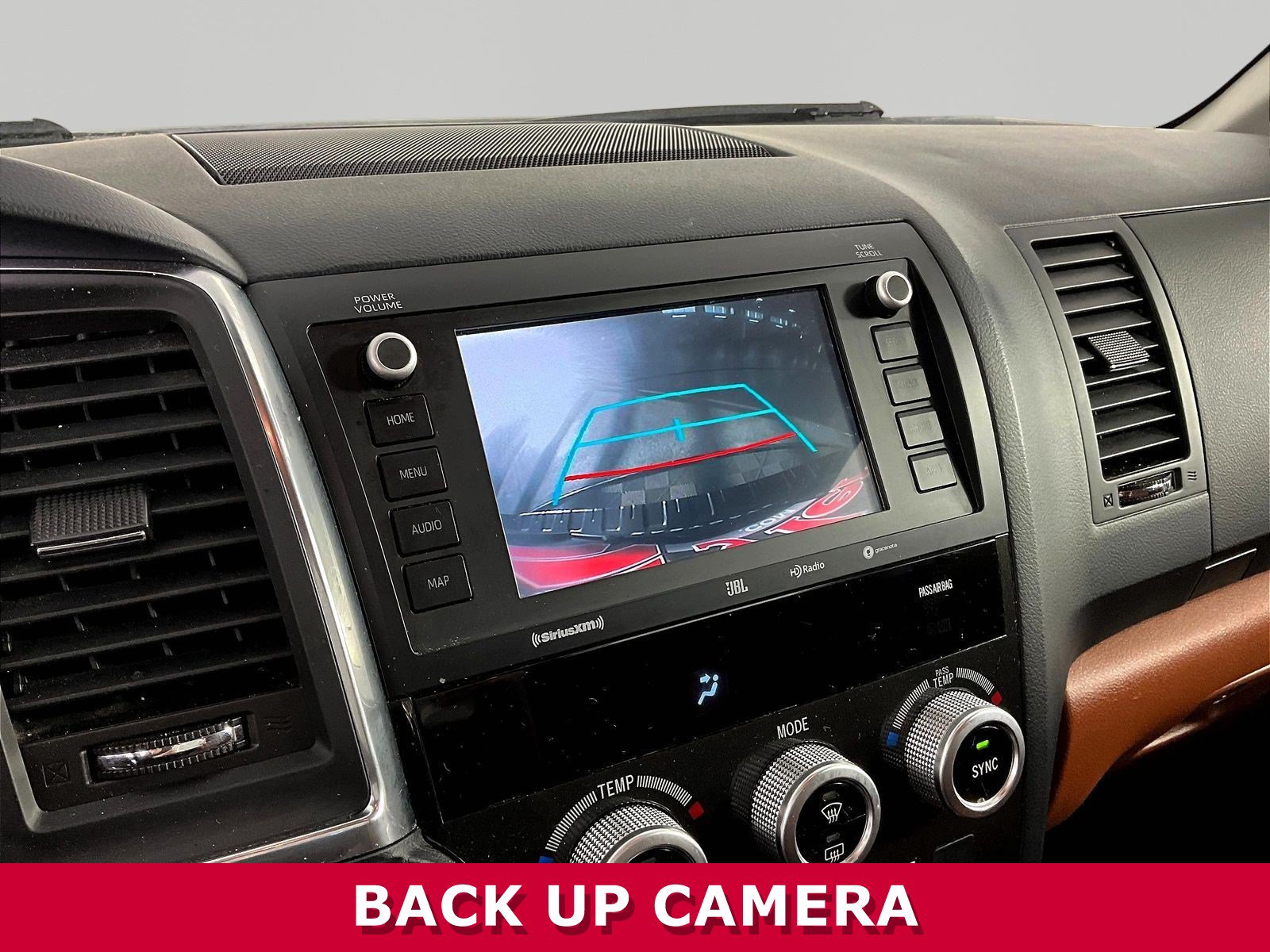 Used 2020 Toyota Sequoia Platinum w/ Preferred Accessory Package AWD/4WD image 13