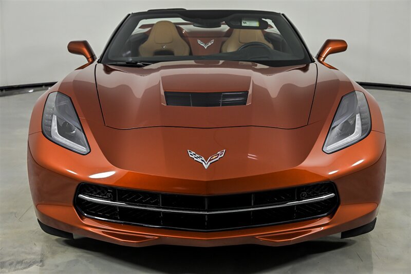 Used 2016 Chevrolet Corvette Stingray Convertible w/ 2LT Preferred Equipment Group RWD image 4