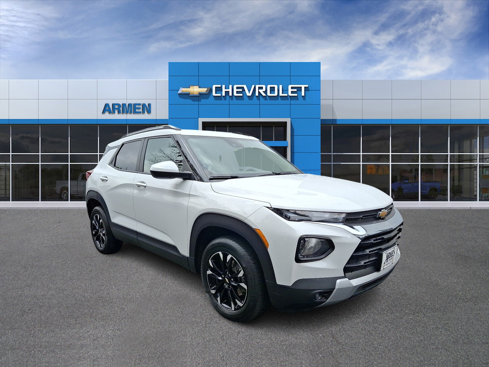 Certified 2023 Chevrolet TrailBlazer LT w/ Convenience Package AWD/4WD image 4