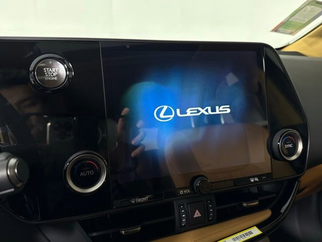 New 2026 Lexus NX 350 AWD image 18